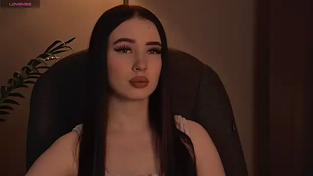 ArianaLim online show from April 2026 03:47:01 PM