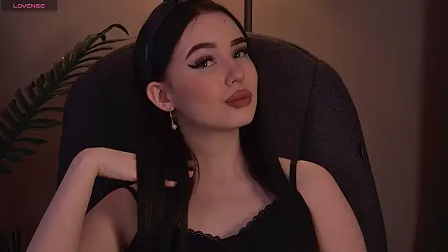 Snapshot of ArianaLim chatting on April 2026 03:25:01 PM ArianaLim online show from April 2026 03:25:01 PM