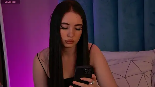 Snapshot of ArianaLim chatting on May 2026 04:15:01 PM ArianaLim online show from May 2026 04:15:01 PM