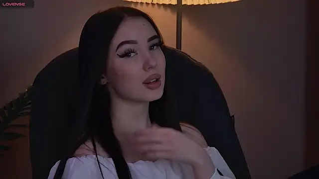 Snapshot of ArianaLim chatting on May 2026 03:37:02 PM ArianaLim online show from May 2026 03:37:02 PM