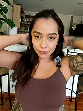 Snapshot of foxxy_lover chatting on April 2026 04:49:01 PM foxxy lover online show from April 2026 04:49:01 PM