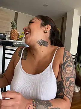 foxxy lover online show from April 2026 03:50:02 PM