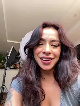 foxxy lover online show from February 2026 07:13:01 PM