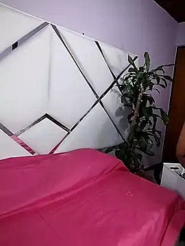 Noa Baker online show from February 2026 01:12:01 PM