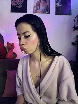 Snapshot of violettahotass chatting on February 2026 04:07:02 PM violettahotass online show from February 2026 04:07:02 PM