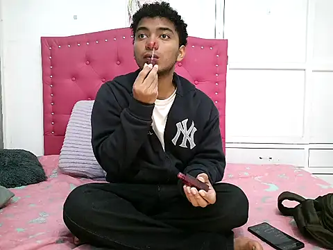 Snapshot of philipsex28 chatting on February 2026 01:35:02 AM philipsex28 online show from February 2026 01:35:02 AM