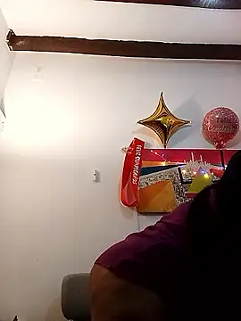 yoahotpetrafiery online show from April 2026 03:02:01 AM