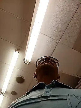 yoahotpetrafiery online show from April 2026 02:36:02 PM