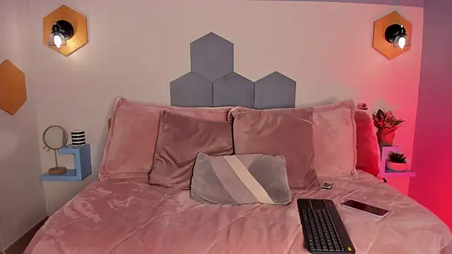 Afrodita sweeet online show from February 2026 08:41:01 PM