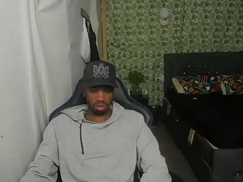 Snapshot of Kofi_exotic_2 chatting on June 2026 11:15:02 PM Kofi exotic 2 online show from June 2026 11:15:02 PM