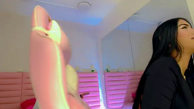 Snapshot of estefany_squirt1 chatting on February 2026 04:23:02 AM estefany squirt1 online show from February 2026 04:23:02 AM