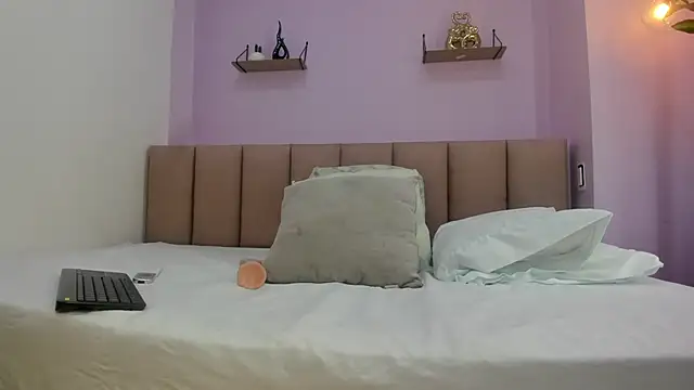 sam doll  online show from March 2026 07:31:02 PM