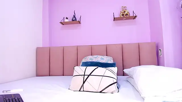 sam doll  online show from April 2026 07:21:02 PM