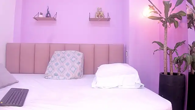 sam doll  online show from March 2026 07:19:01 PM