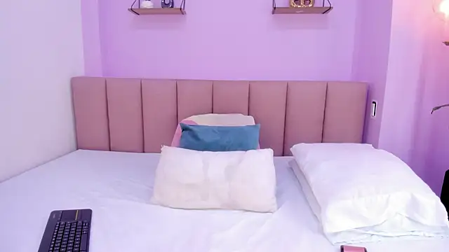 sam doll  online show from May 2026 07:28:02 PM
