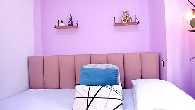 sam doll  online show from April 2026 07:28:02 PM