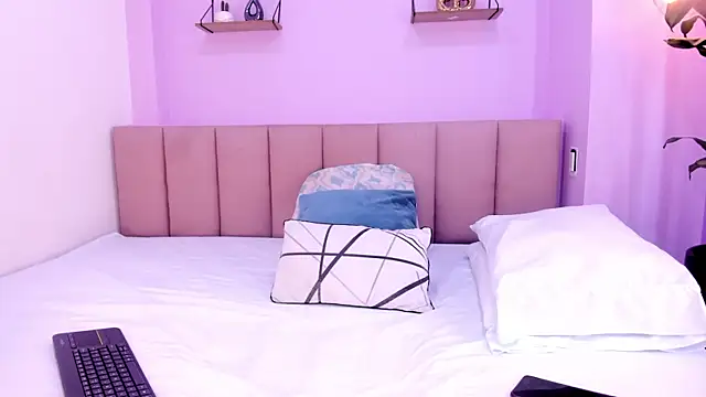 sam doll  online show from April 2026 07:20:01 PM