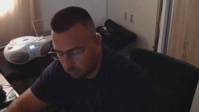VanillaTime78-Jorge online show from July 2026 02:35:01 PM