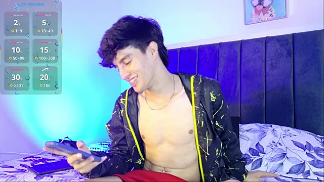 Snapshot of axxxel_twink chatting on June 2026 06:52:02 AM axxxel twink online show from June 2026 06:52:02 AM