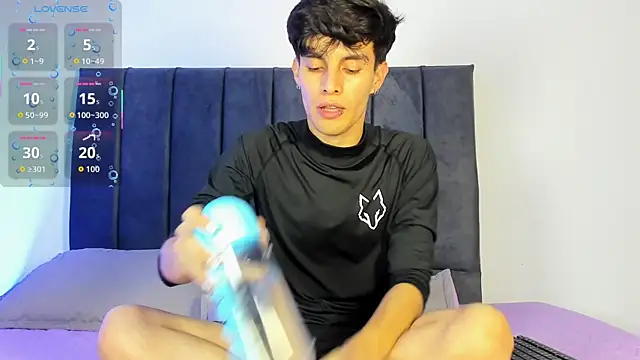 axxxel twink online show from April 2026 01:45:01 AM