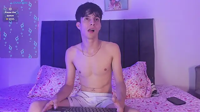 axxxel twink online show from May 2026 02:31:02 AM