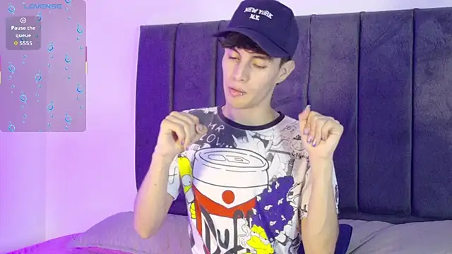 axxxel twink online show from May 2026 02:51:02 AM