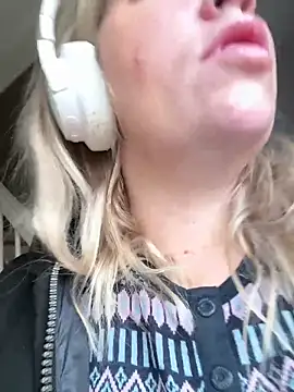 Amanda Norsk online show from February 2026 10:17:02 AM