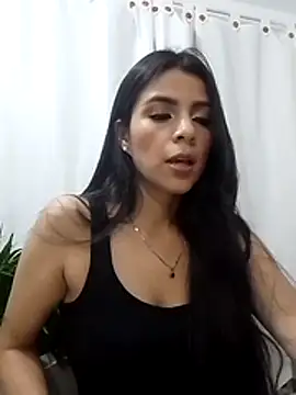 Snapshot of EvaMiranda chatting on June 2026 04:09:02 AM EvaMiranda online show from June 2026 04:09:02 AM