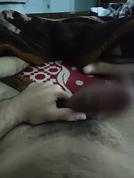 amirMohamed58 online show from April 2026 02:21:01 PM