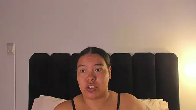 Amaranoir- online show from April 2026 03:52:02 AM