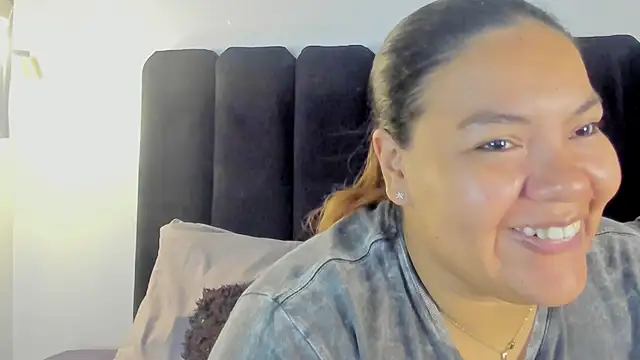 Amaranoir- online show from March 2026 04:11:01 AM