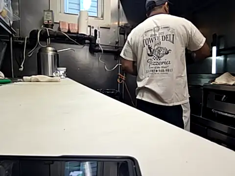 bischo666 online show from February 2026 04:35:01 PM