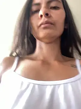 Snapshot of Esperanza_GS chatting on April 2026 01:35:01 PM Esperanza GS online show from April 2026 01:35:01 PM