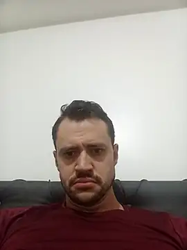 Snapshot of moannapozzy chatting on February 2026 12:00:01 AM moannapozzy online show from February 2026 12:00:01 AM