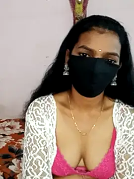 Snapshot of Payal_143 chatting on July 2026 01:17:01 PM Payal 143 online show from July 2026 01:17:01 PM