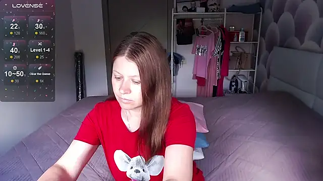 Snapshot of Aleksasamuii chatting on July 2026 07:46:02 AM Aleksasamuii online show from July 2026 07:46:02 AM