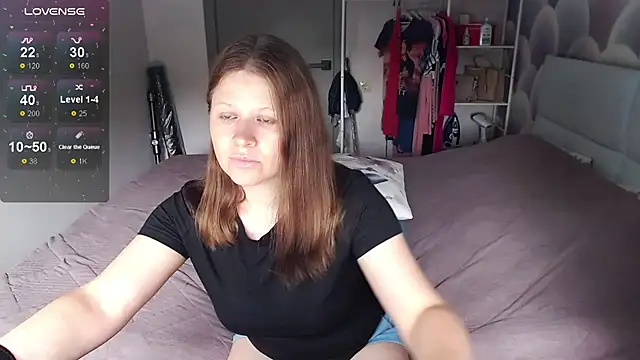 Snapshot of Aleksasamuii chatting on July 2026 07:16:02 AM Aleksasamuii online show from July 2026 07:16:02 AM