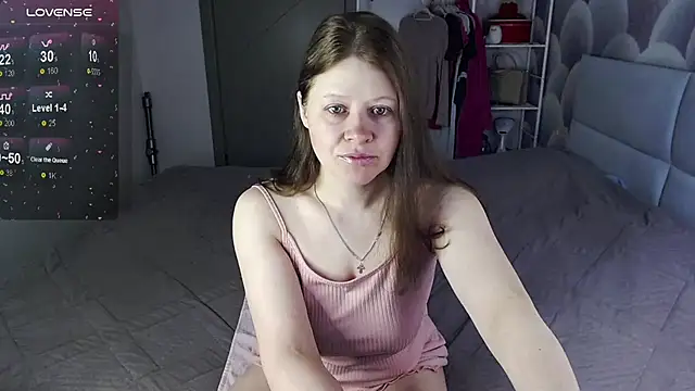 Aleksasamuii online show from April 2026 10:46:01 PM