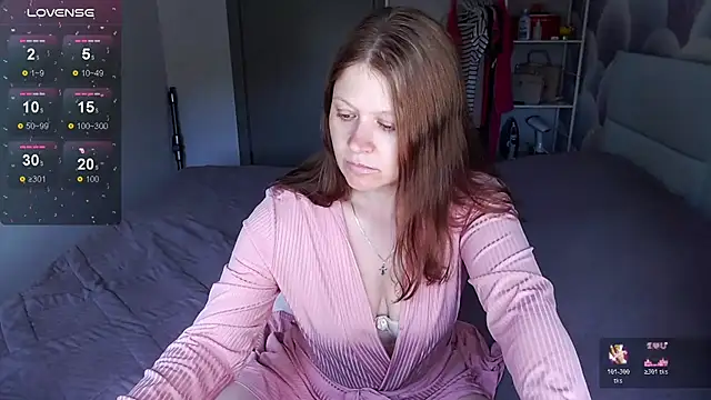Snapshot of Aleksasamuii chatting on June 2026 08:37:02 AM Aleksasamuii online show from June 2026 08:37:02 AM