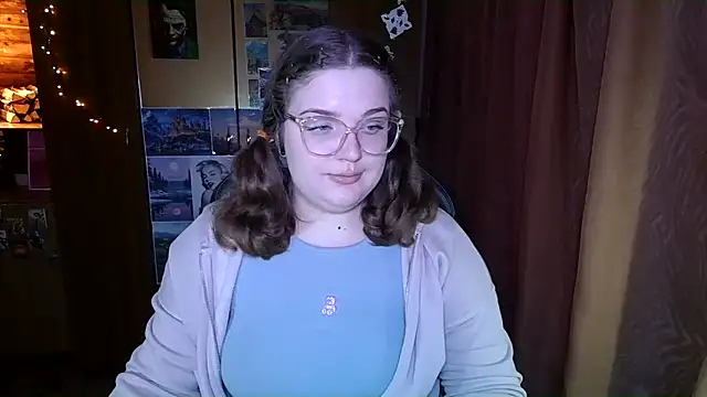 Teasing Dora online show from February 2026 03:04:01 AM