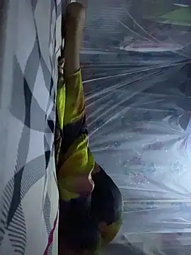 BabyElly22 online show from April 2026 04:57:02 PM