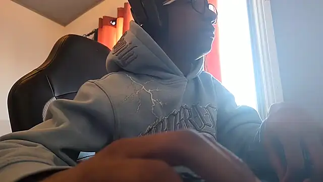 hormoneactivated online show from February 2026 06:16:01 PM