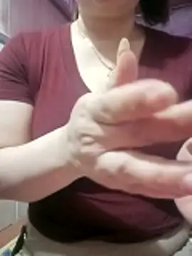 Ladyly99 online show from April 2026 01:02:01 PM