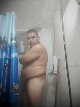 Snapshot of Sergiowooo chatting on June 2026 01:44:02 AM Sergiowooo online show from June 2026 01:44:02 AM