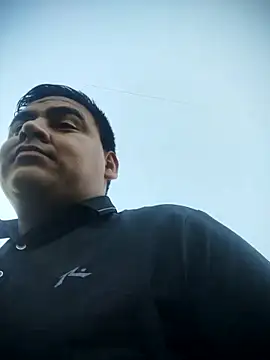 Sergiowooo online show from March 2026 09:31:02 PM