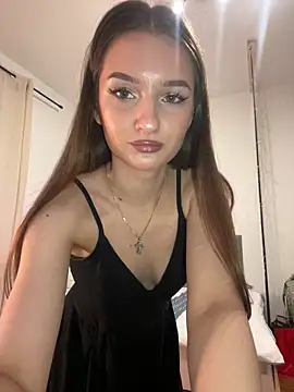 Green eyes lady online show from February 2026 03:22:02 PM