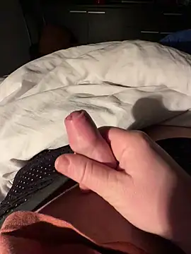 petitsexe52 online show from March 2026 07:08:01 AM