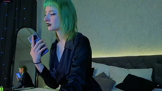 Scarle Whisper online show from April 2026 01:09:02 AM