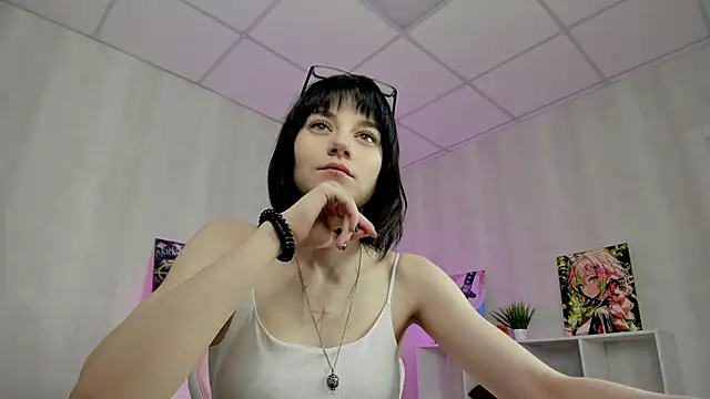 Snapshot of Scarle_Whisper chatting on February 2026 01:03:02 AM Scarle Whisper online show from February 2026 01:03:02 AM