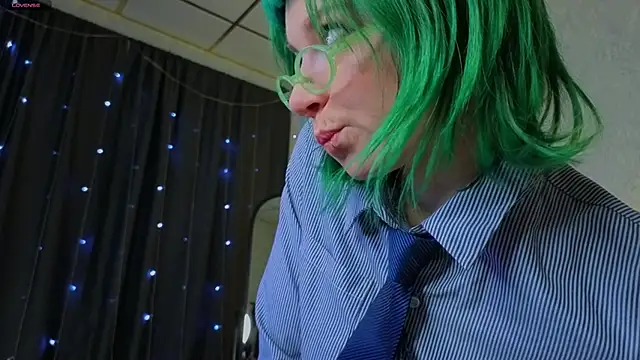 Scarle Whisper online show from March 2026 01:06:01 AM